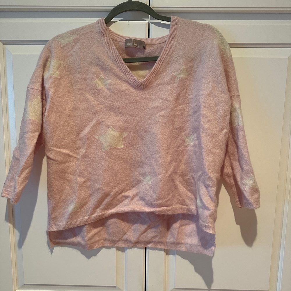 Sold out Brodie Cashmere pink star sweater